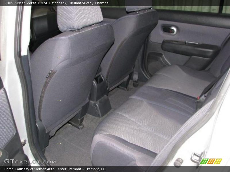 Brillant Silver / Charcoal 2009 Nissan Versa 1.8 SL Hatchback