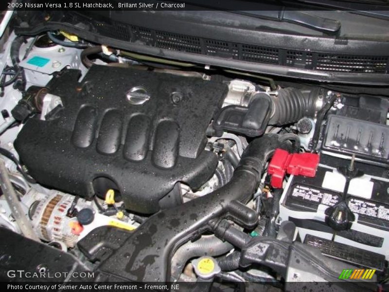 Brillant Silver / Charcoal 2009 Nissan Versa 1.8 SL Hatchback