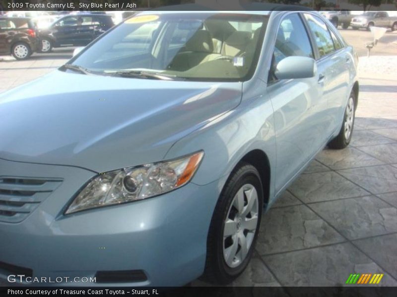 Sky Blue Pearl / Ash 2009 Toyota Camry LE