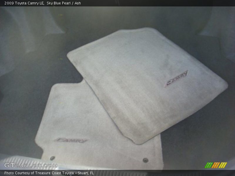 Sky Blue Pearl / Ash 2009 Toyota Camry LE