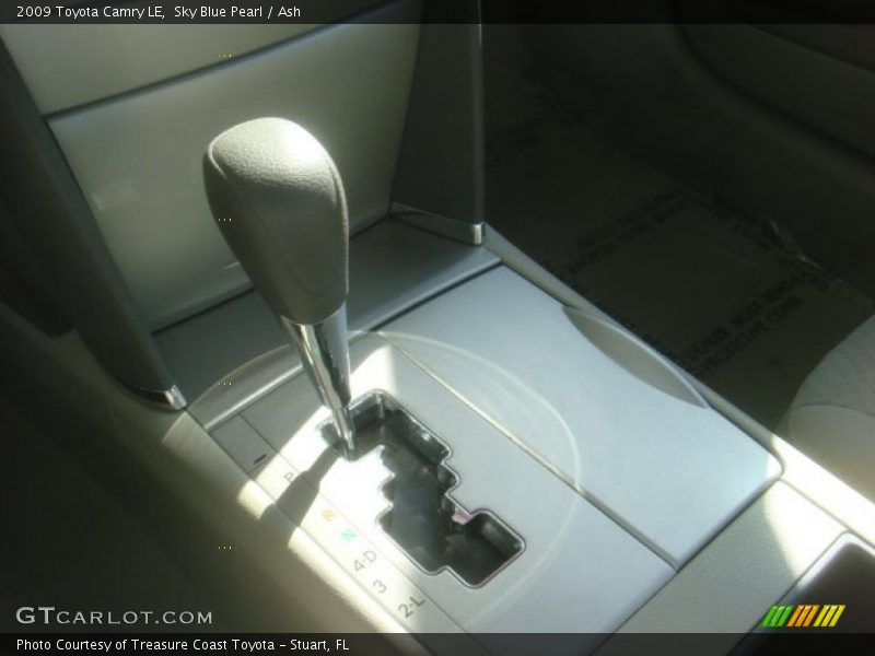 Sky Blue Pearl / Ash 2009 Toyota Camry LE