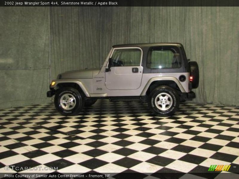 Silverstone Metallic / Agate Black 2002 Jeep Wrangler Sport 4x4