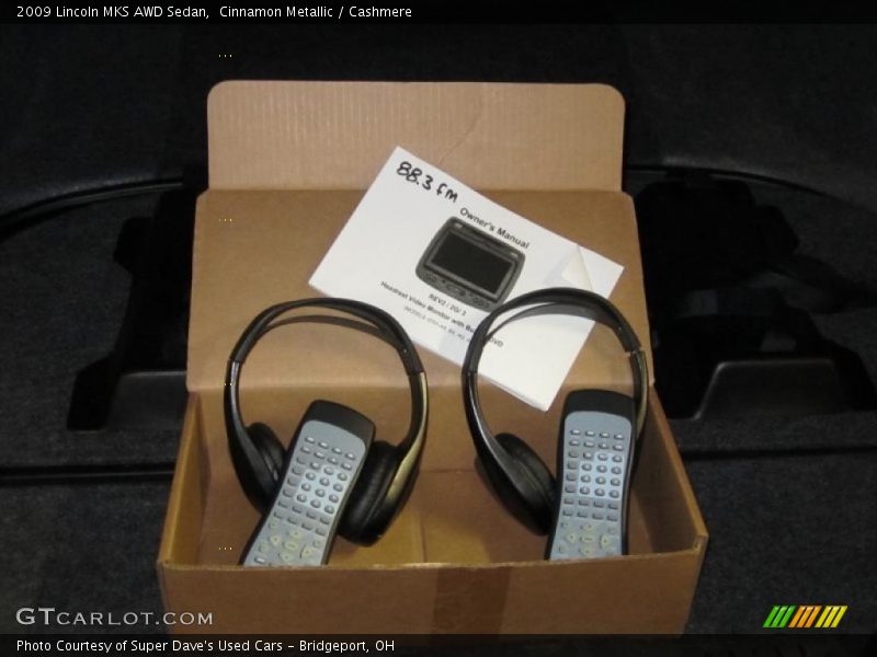 Cinnamon Metallic / Cashmere 2009 Lincoln MKS AWD Sedan