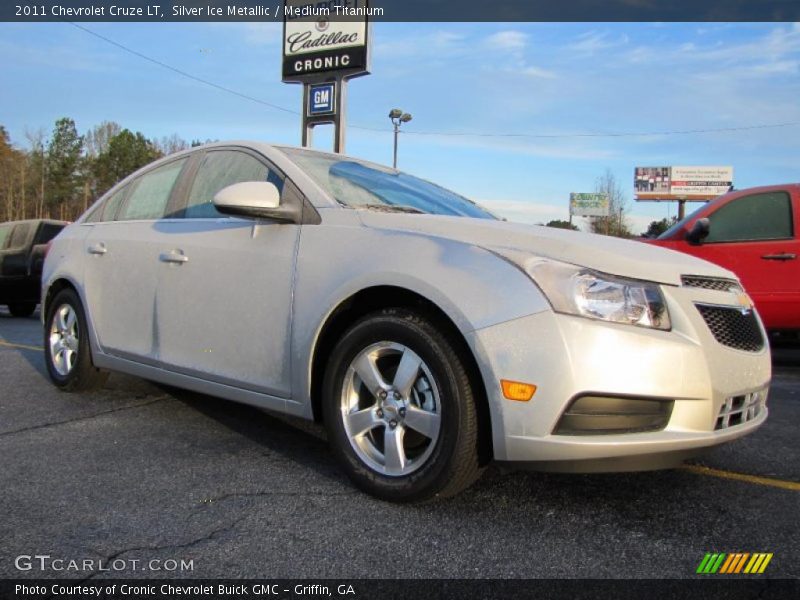 Silver Ice Metallic / Medium Titanium 2011 Chevrolet Cruze LT
