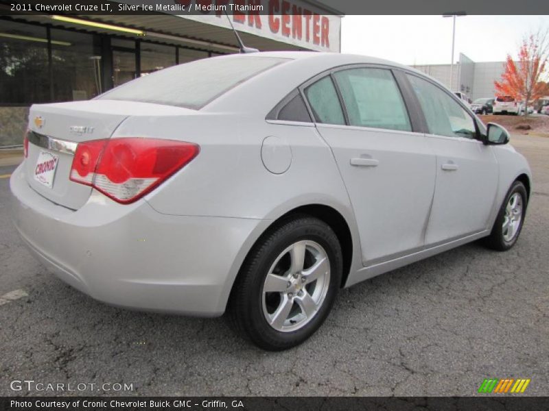 Silver Ice Metallic / Medium Titanium 2011 Chevrolet Cruze LT