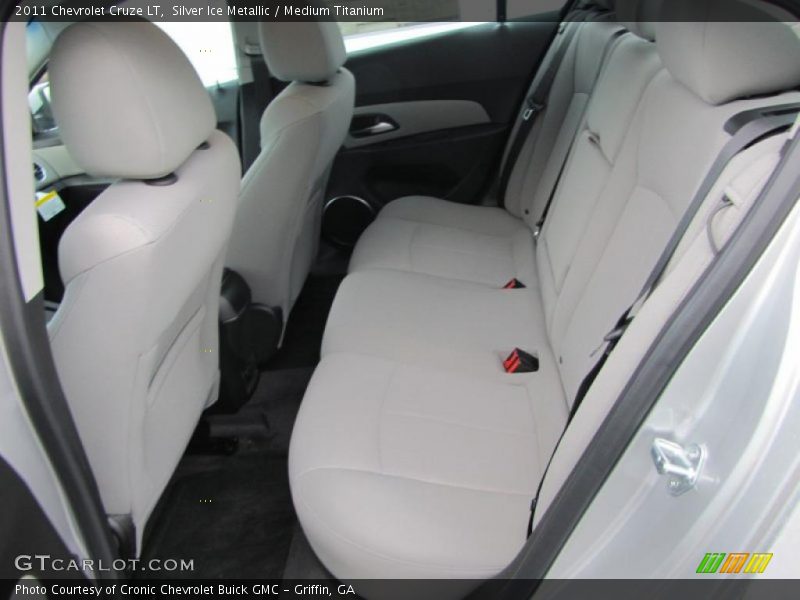 Silver Ice Metallic / Medium Titanium 2011 Chevrolet Cruze LT