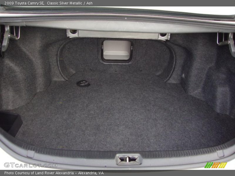 Classic Silver Metallic / Ash 2009 Toyota Camry SE