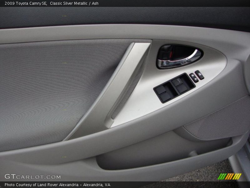 Classic Silver Metallic / Ash 2009 Toyota Camry SE