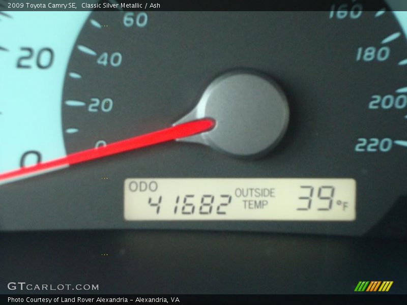 Classic Silver Metallic / Ash 2009 Toyota Camry SE