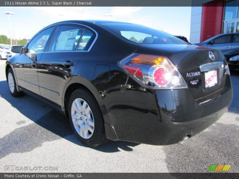 Super Black / Charcoal 2011 Nissan Altima 2.5 S