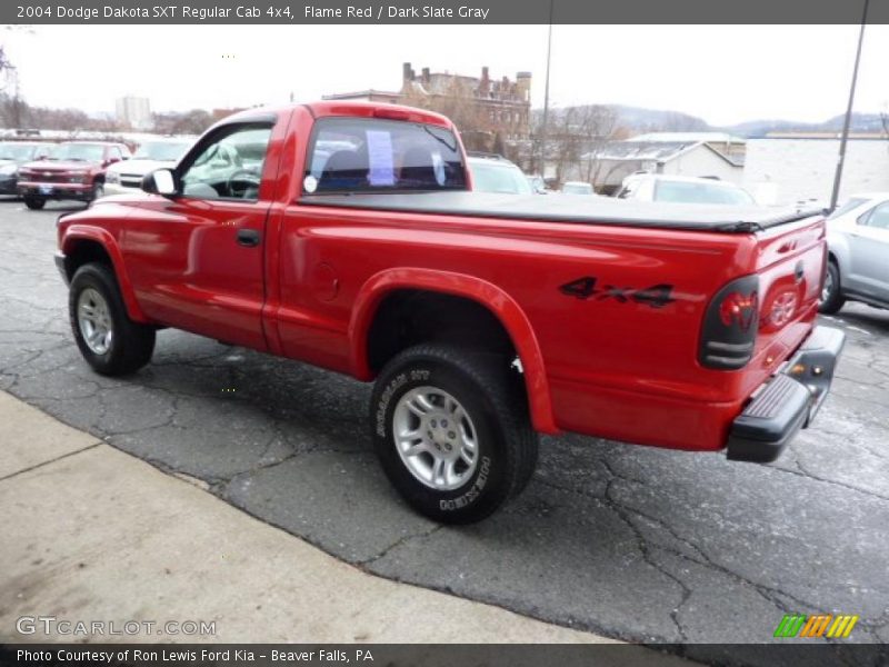 Flame Red / Dark Slate Gray 2004 Dodge Dakota SXT Regular Cab 4x4