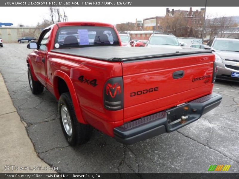 Flame Red / Dark Slate Gray 2004 Dodge Dakota SXT Regular Cab 4x4