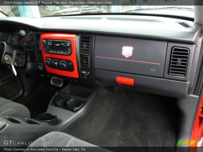 Flame Red / Dark Slate Gray 2004 Dodge Dakota SXT Regular Cab 4x4