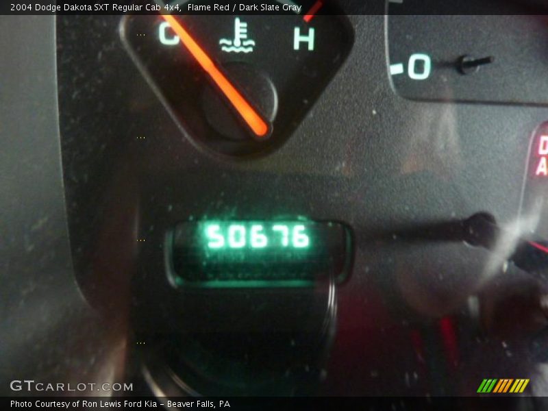 Flame Red / Dark Slate Gray 2004 Dodge Dakota SXT Regular Cab 4x4