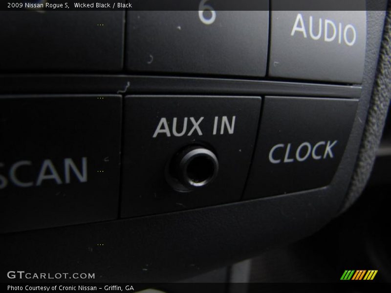 Wicked Black / Black 2009 Nissan Rogue S