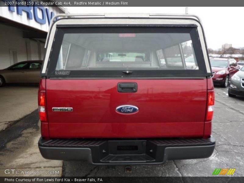 Redfire Metallic / Medium Flint 2007 Ford F150 XL Regular Cab 4x4