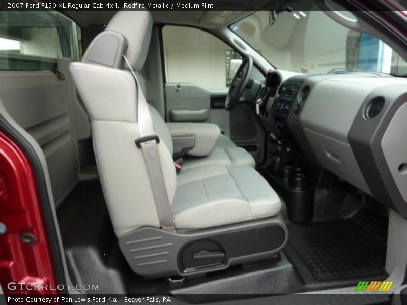  2007 F150 XL Regular Cab 4x4 Medium Flint Interior