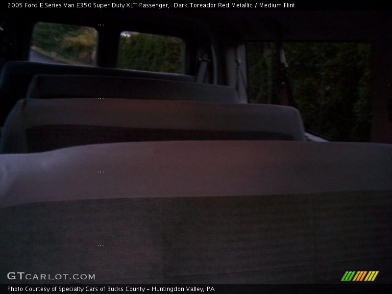 Dark Toreador Red Metallic / Medium Flint 2005 Ford E Series Van E350 Super Duty XLT Passenger