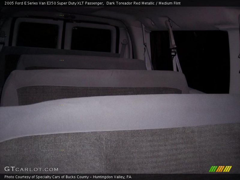 Dark Toreador Red Metallic / Medium Flint 2005 Ford E Series Van E350 Super Duty XLT Passenger