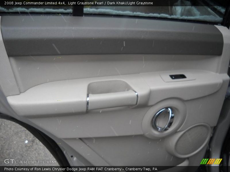 Light Graystone Pearl / Dark Khaki/Light Graystone 2008 Jeep Commander Limited 4x4
