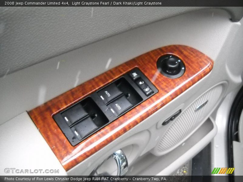 Light Graystone Pearl / Dark Khaki/Light Graystone 2008 Jeep Commander Limited 4x4