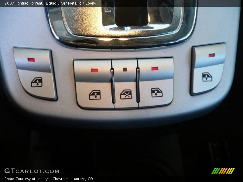 Liquid Silver Metallic / Ebony 2007 Pontiac Torrent