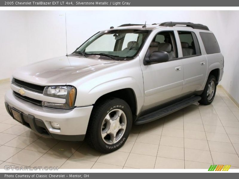 Silverstone Metallic / Light Gray 2005 Chevrolet TrailBlazer EXT LT 4x4