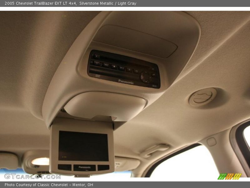 Silverstone Metallic / Light Gray 2005 Chevrolet TrailBlazer EXT LT 4x4