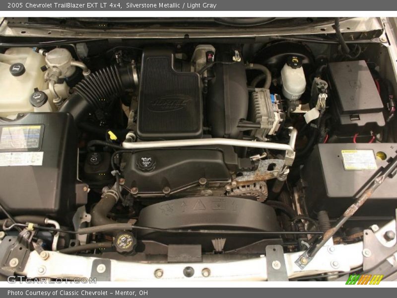 Silverstone Metallic / Light Gray 2005 Chevrolet TrailBlazer EXT LT 4x4