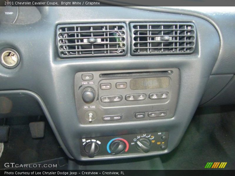 Bright White / Graphite 2001 Chevrolet Cavalier Coupe
