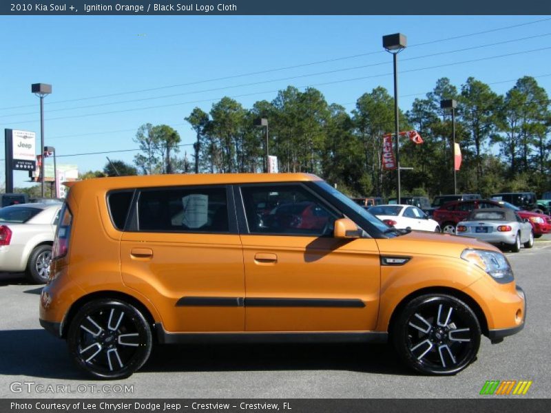 Ignition Orange / Black Soul Logo Cloth 2010 Kia Soul +