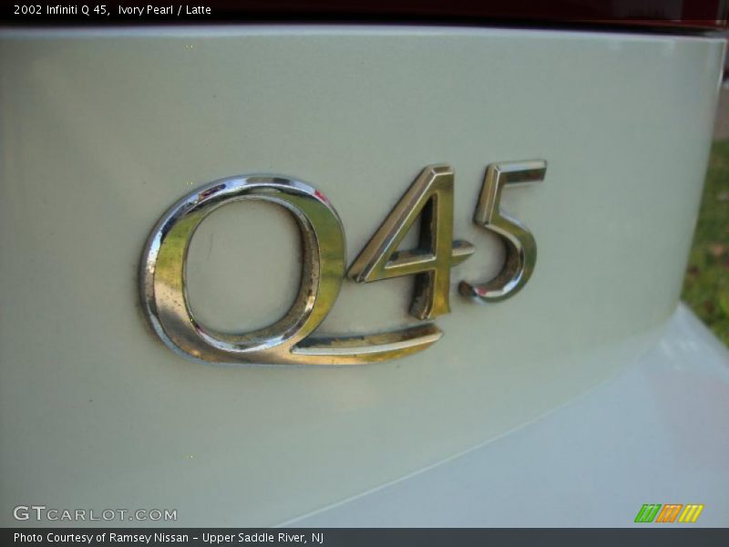 Ivory Pearl / Latte 2002 Infiniti Q 45