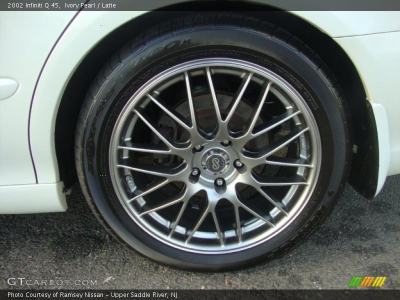 Ivory Pearl / Latte 2002 Infiniti Q 45