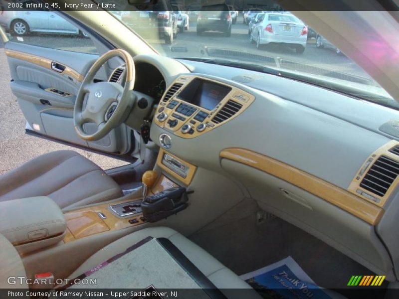  2002 Q 45 Latte Interior