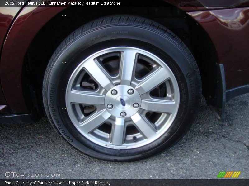  2009 Taurus SEL Wheel