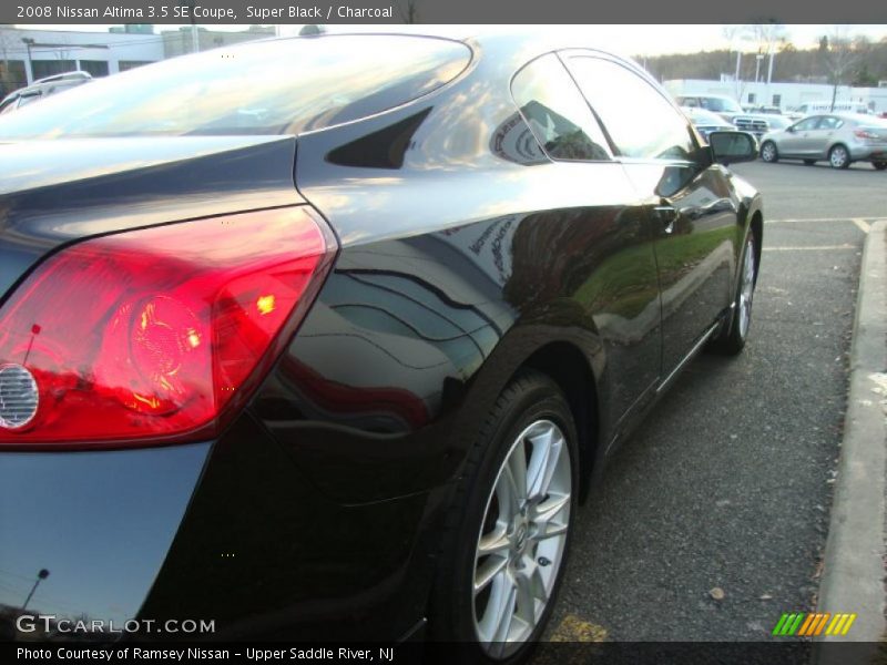 Super Black / Charcoal 2008 Nissan Altima 3.5 SE Coupe