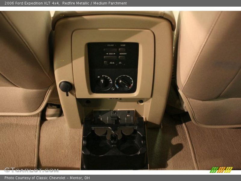 Redfire Metallic / Medium Parchment 2006 Ford Expedition XLT 4x4