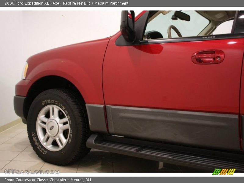 Redfire Metallic / Medium Parchment 2006 Ford Expedition XLT 4x4