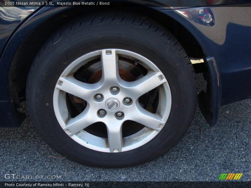 Majestic Blue Metallic / Blond 2005 Nissan Altima 3.5 SL