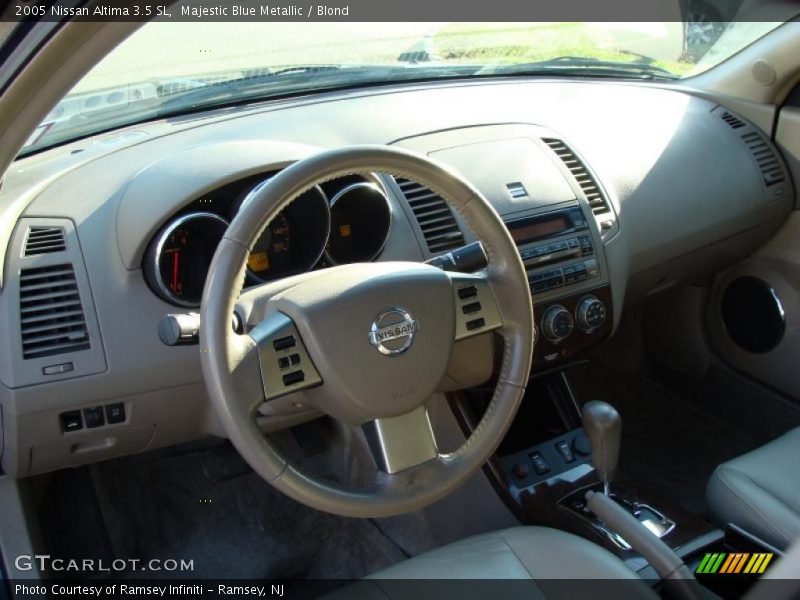 Majestic Blue Metallic / Blond 2005 Nissan Altima 3.5 SL
