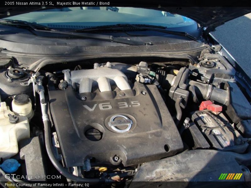 Majestic Blue Metallic / Blond 2005 Nissan Altima 3.5 SL