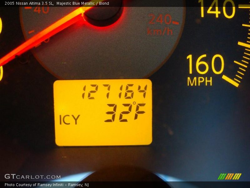 Majestic Blue Metallic / Blond 2005 Nissan Altima 3.5 SL
