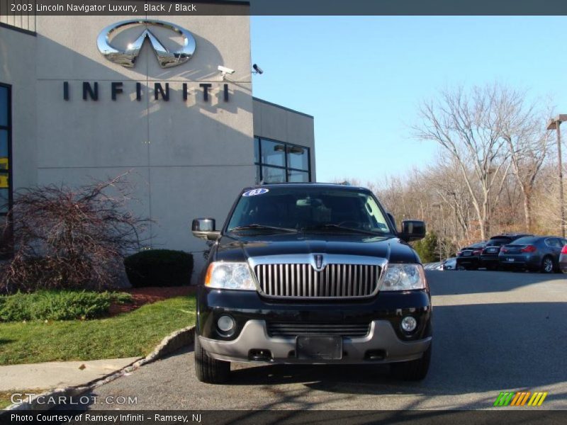 Black / Black 2003 Lincoln Navigator Luxury