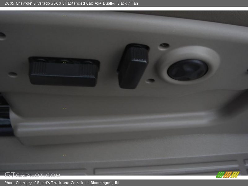Black / Tan 2005 Chevrolet Silverado 3500 LT Extended Cab 4x4 Dually