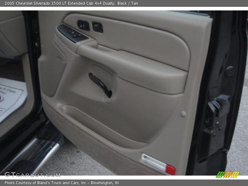 Black / Tan 2005 Chevrolet Silverado 3500 LT Extended Cab 4x4 Dually
