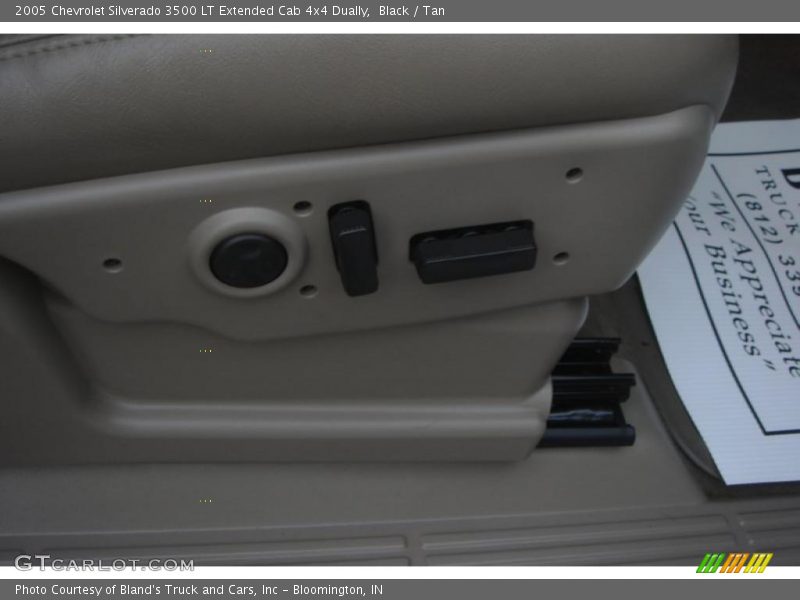 Black / Tan 2005 Chevrolet Silverado 3500 LT Extended Cab 4x4 Dually