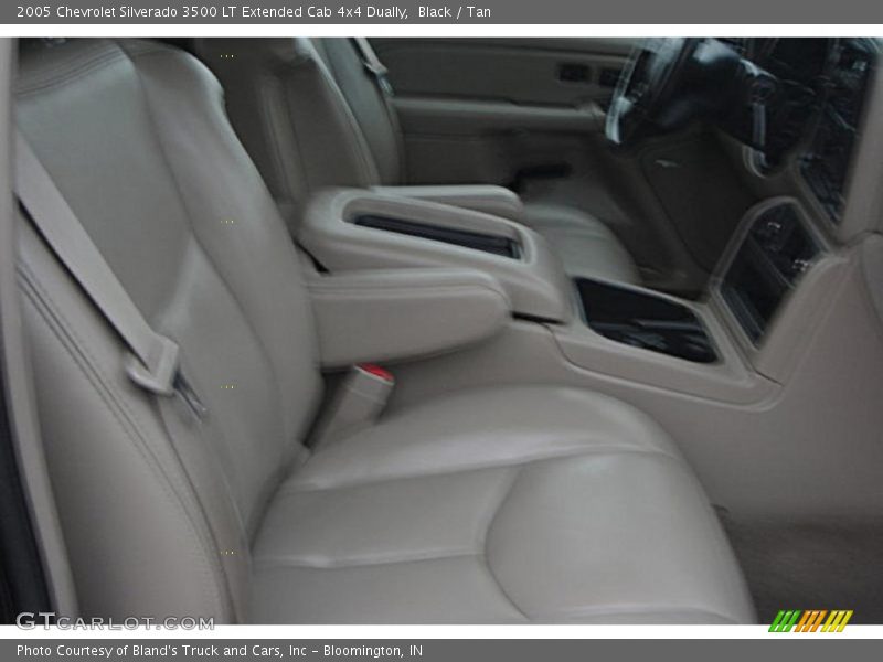 Black / Tan 2005 Chevrolet Silverado 3500 LT Extended Cab 4x4 Dually