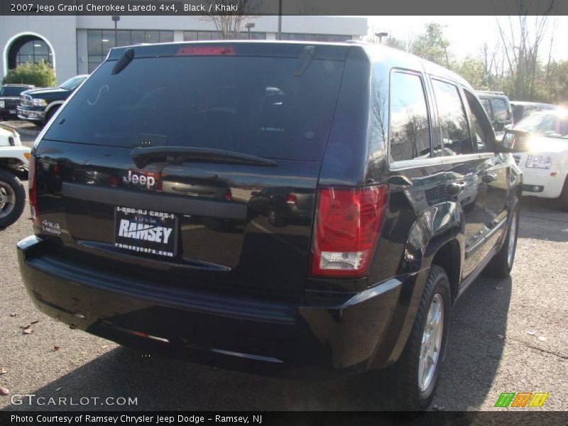 Black / Khaki 2007 Jeep Grand Cherokee Laredo 4x4