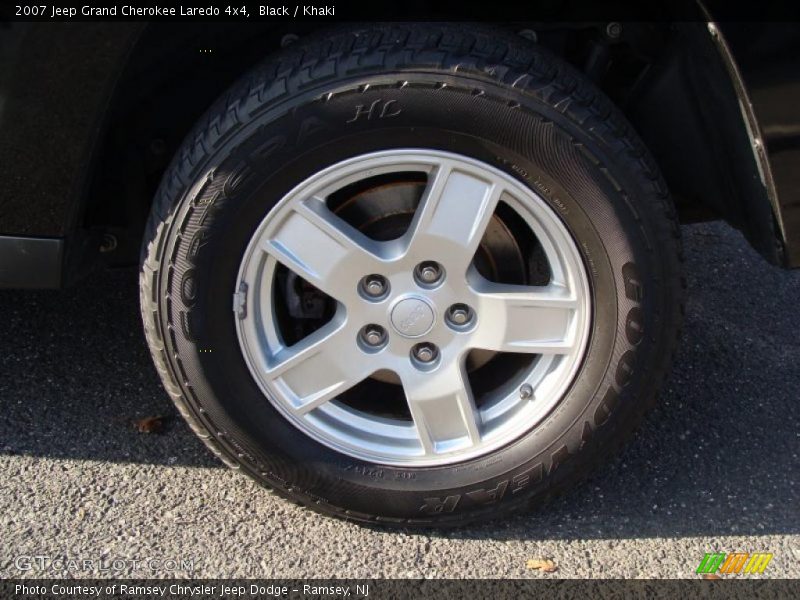 Black / Khaki 2007 Jeep Grand Cherokee Laredo 4x4