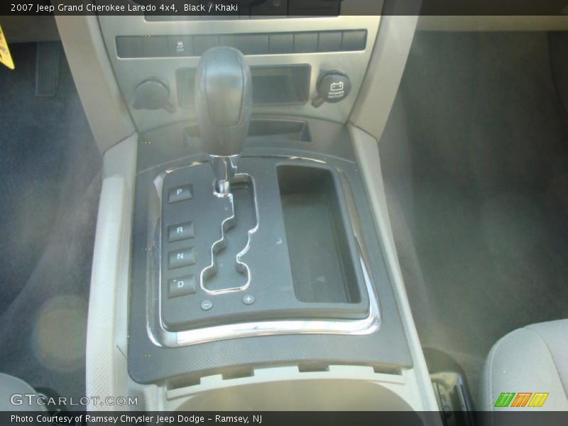 Black / Khaki 2007 Jeep Grand Cherokee Laredo 4x4